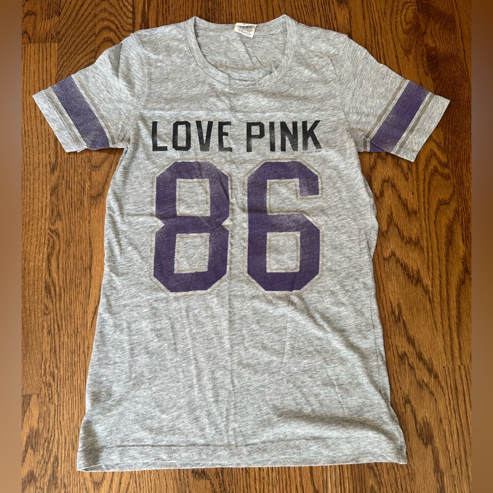 Victoria’s Secret Pink tee shirt, size small